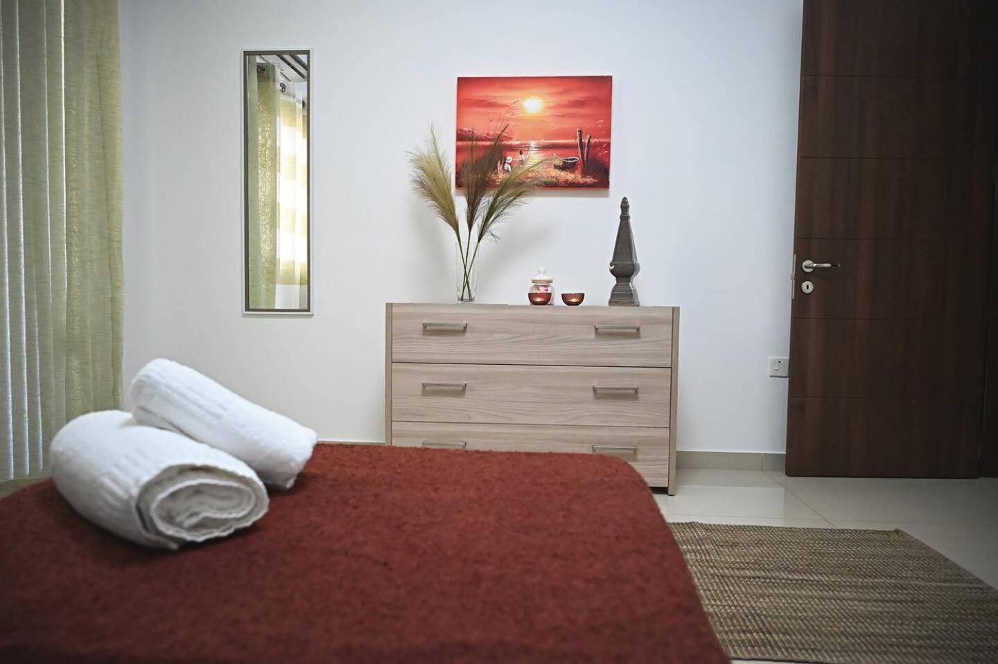 Fl 2 Ta'Lonza Luxury With Hot Tub By Homely เมลลิฮา ภายนอก รูปภาพ
