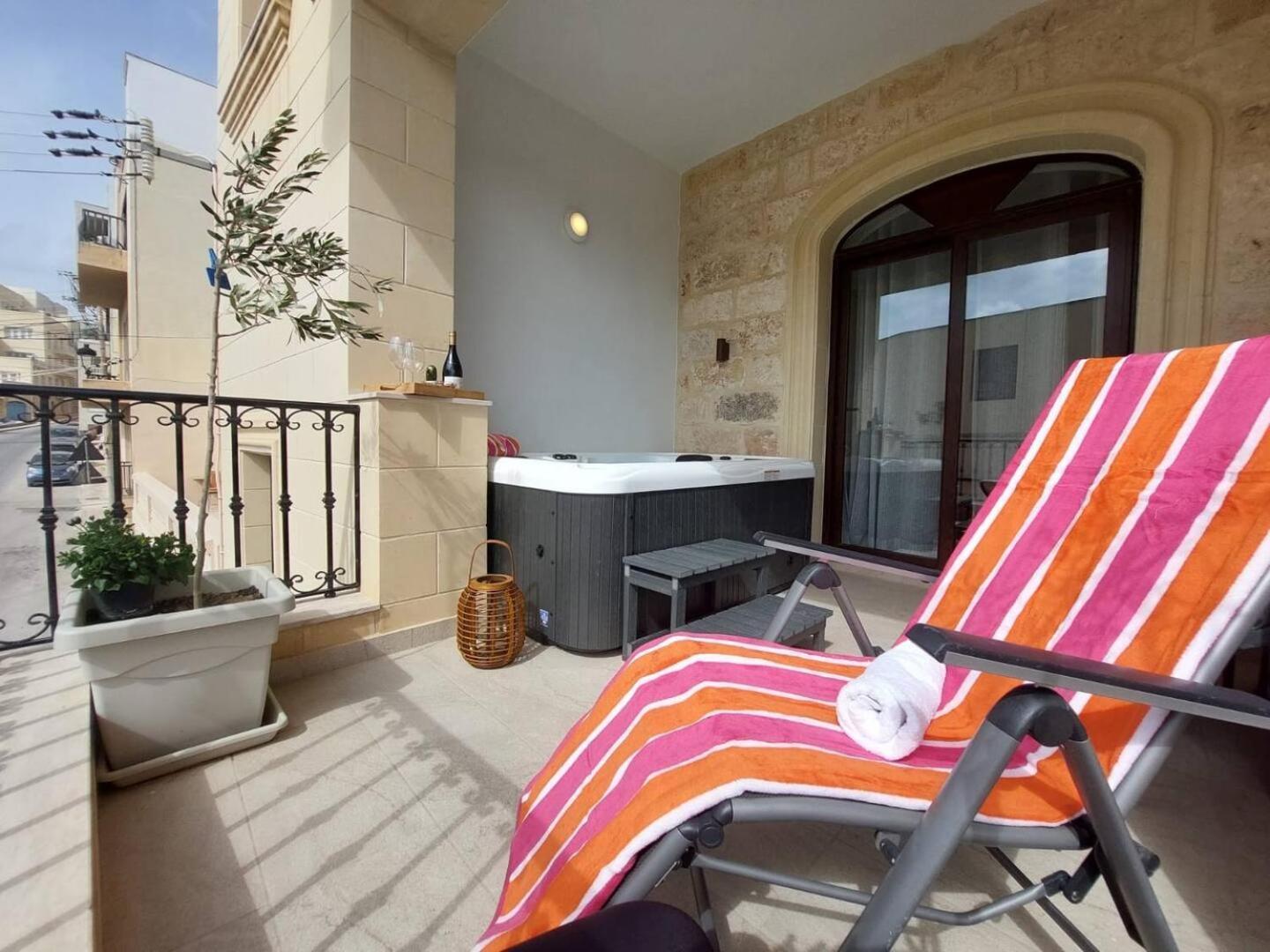 Fl 2 Ta'Lonza Luxury With Hot Tub By Homely เมลลิฮา ภายนอก รูปภาพ